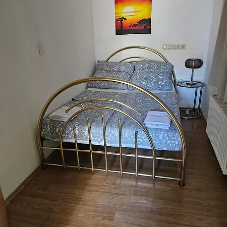 Gemuetliche Gaeste Suite Fuer Ruhige Naechte. Zentral Ichenhausen Exterior photo